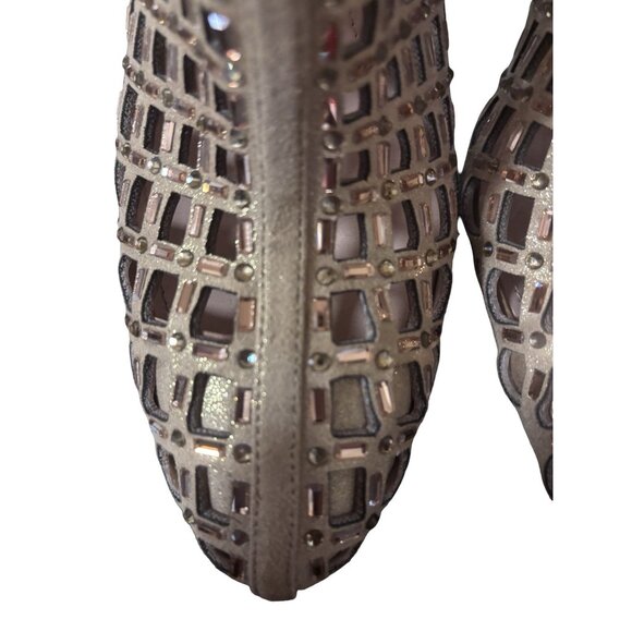 Guess Gold Stiletto Heels - Picture 3 of 11